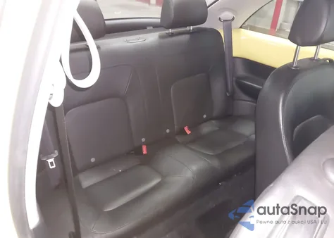 2008 Volkswagen New Beetle S/Se z USA, uszkodzony, nr VIN 3VWRW31C08M506109